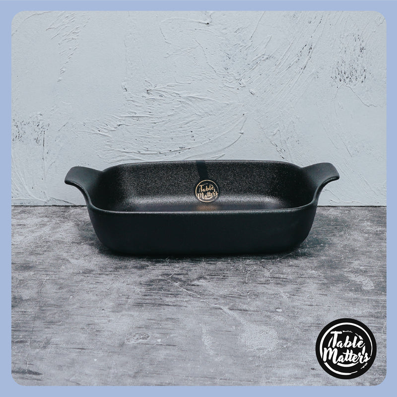 Table Matters - Black Cast - 11 inch Baking Dish with Handles