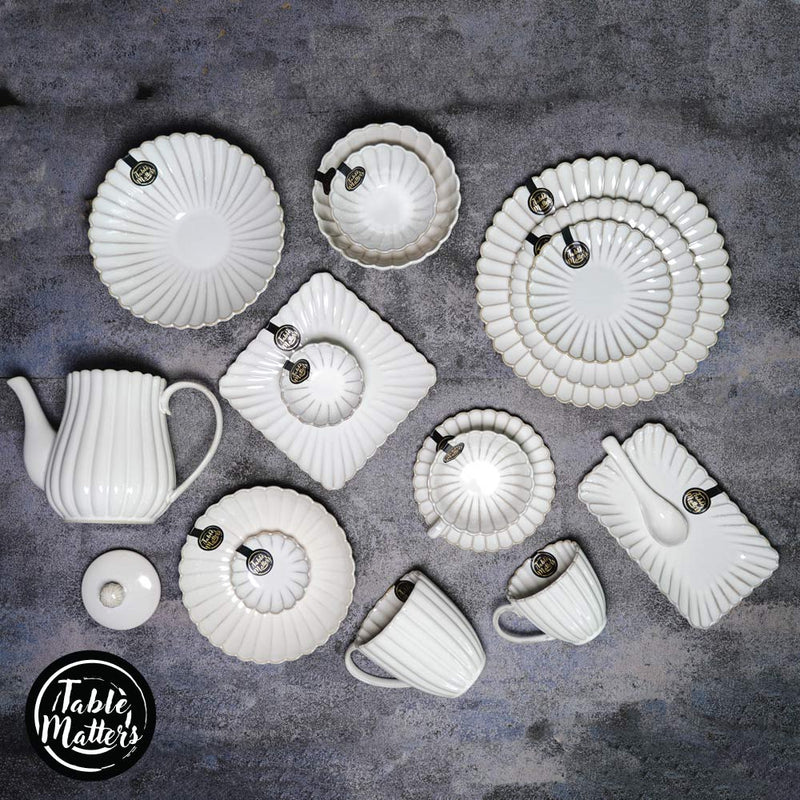 Table Matters - Bundle Deal - White Scallop Drinkware - Set of 5