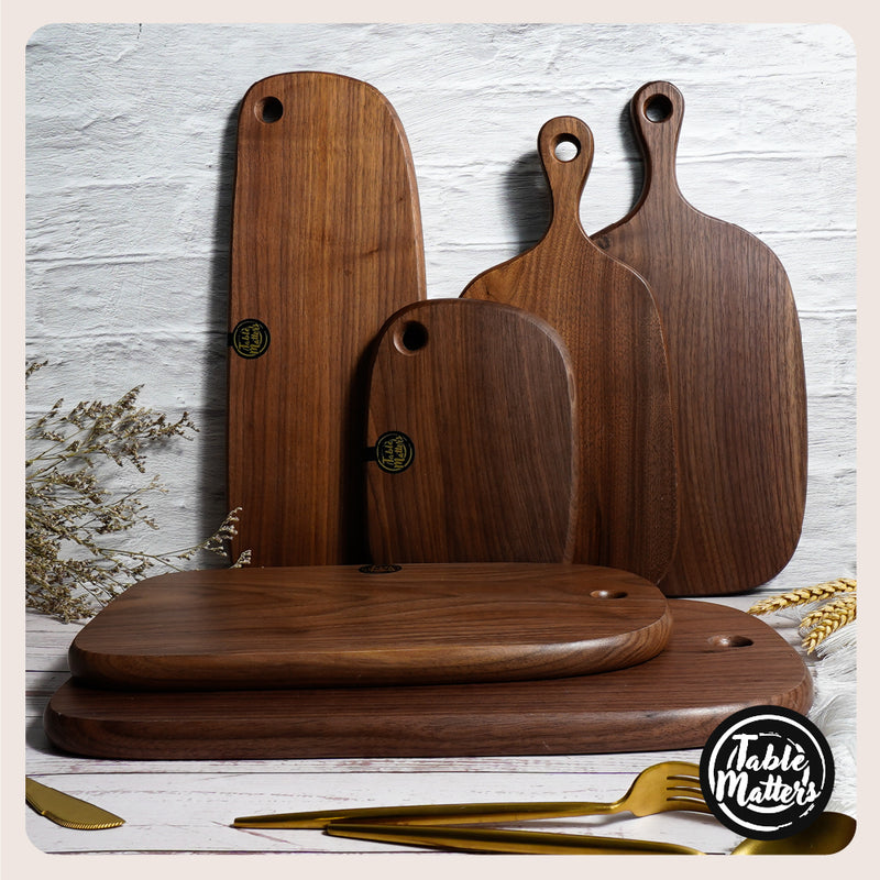 Table Matters - WOODE - Walnut Serving Board With Handle (Large)