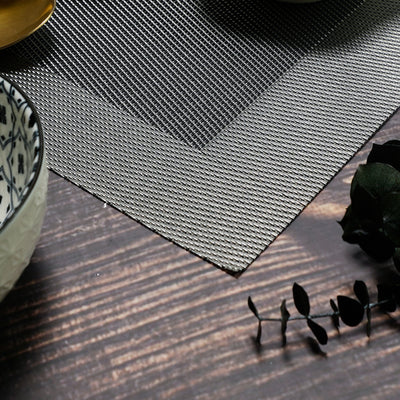 Table Matters - Form Placemat - Black (Woven)