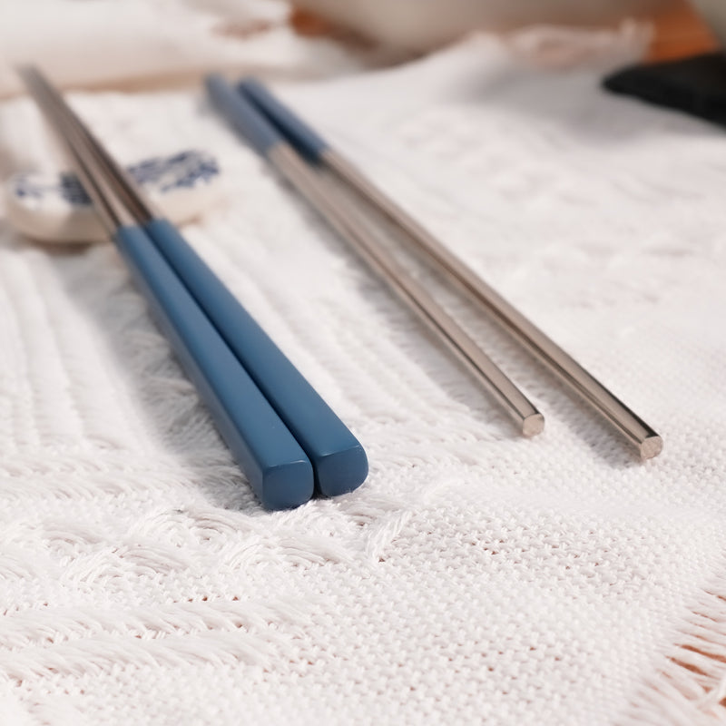 Table Matters - Waltz Stainless Steel Chopstick Set of 4 (Blue)